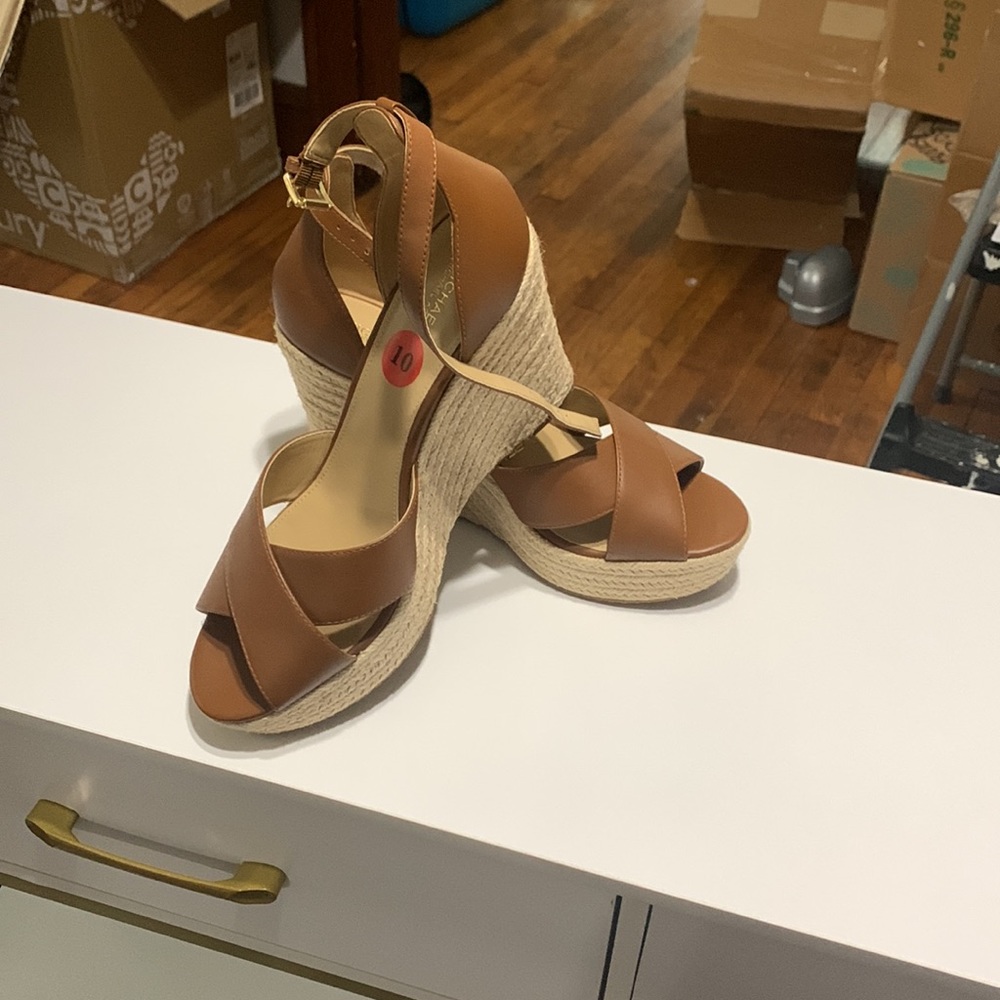 BRAND NEW MICHAEL KORS WEDGES! SIZE 10!